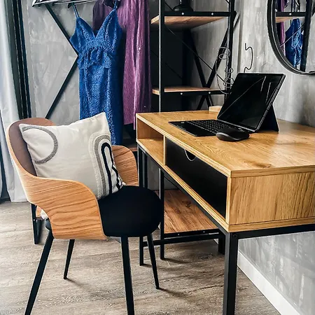 Boutique Loft, Center *